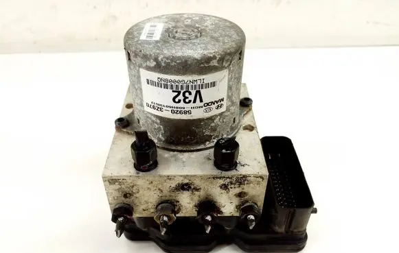 Hyundai i40 ABS Pump 589203Z970 BE6003I507