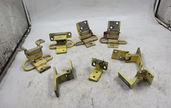 Audi A6 S6 C4 4A Front door hinge set 