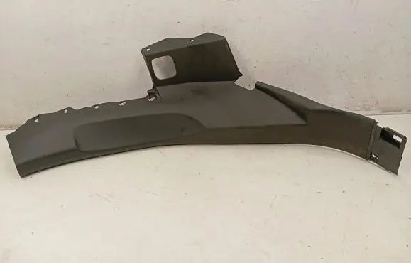 Audi Q7 4M Rear sill trim cover 4M0867768