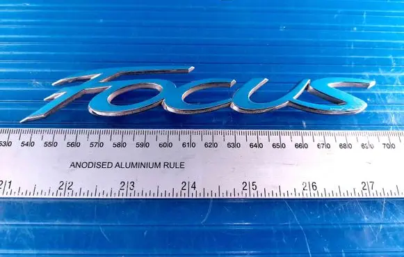 Ford Focus Manufacturers badge/model letters 1765113 1714989