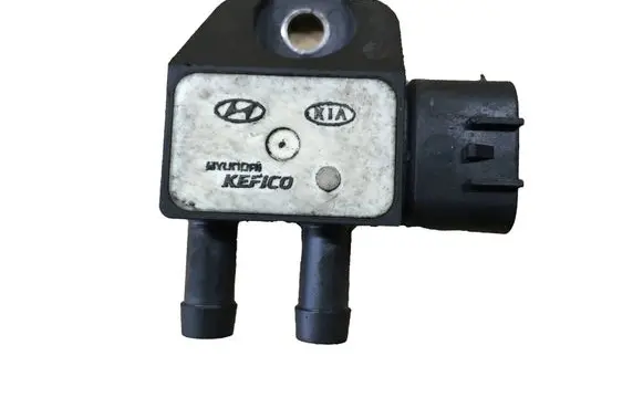 Hyundai i40 Exhaust gas pressure sensor 392102F600