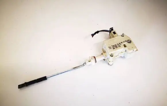 Volkswagen Golf IV Central locking motor 3b0959782 1j6810773a
