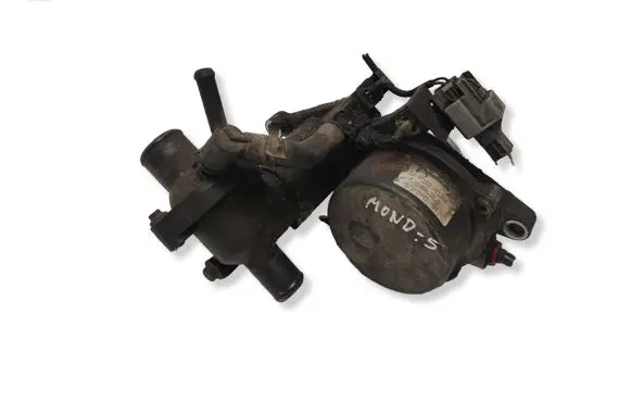 Ford Mondeo Mk III Vacuum pump XS7Q2A451BH