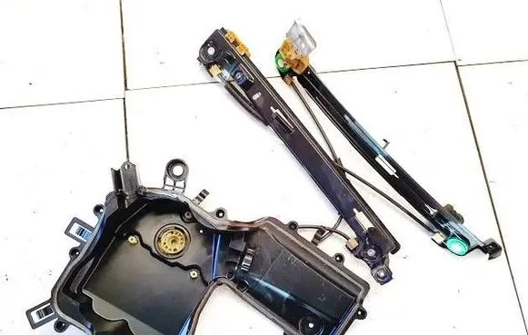 Seat Leon (1P) Sliding door window regulator with motor 1P0867435