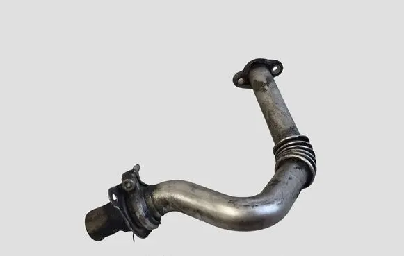 Volkswagen Polo V 6R EGR valve line/pipe/hose