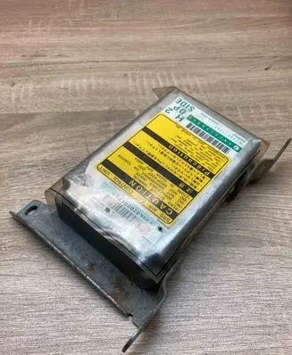 Subaru Forester SF Airbag control unit/module 98221FC020 1523001340