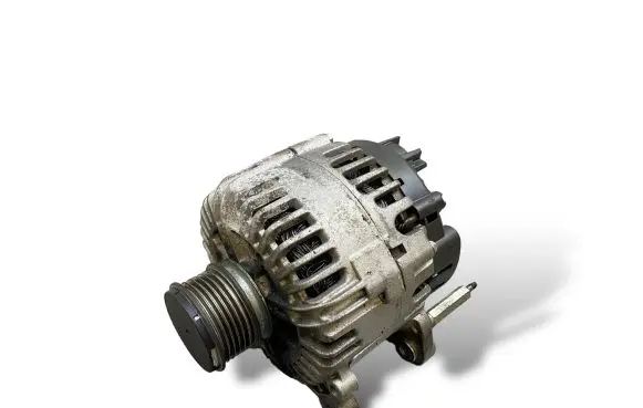 Audi A3 S3 A3 Sportback 8P Generator/alternator P0A56645 220111 10019