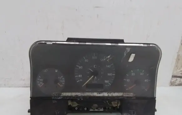 Volkswagen II LT Speedometer (instrument cluster) 2D0919049R