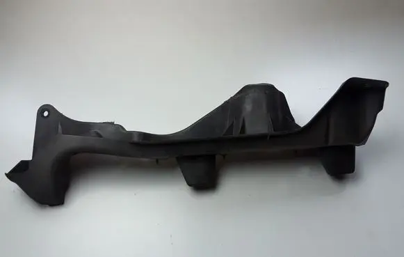Renault Kangoo II Fender mounting bracket 8200381901