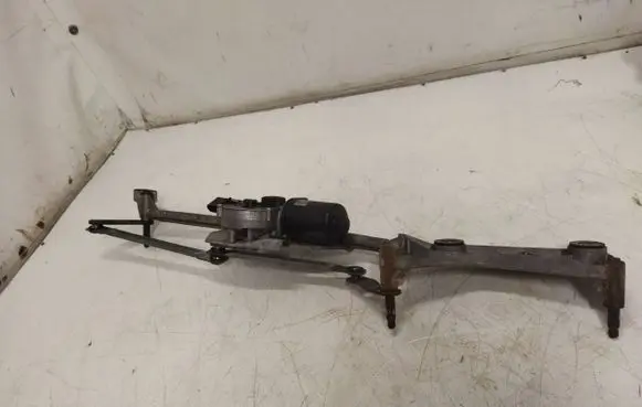 Mercedes-Benz ML W164 Front wiper linkage and motor A1648201742