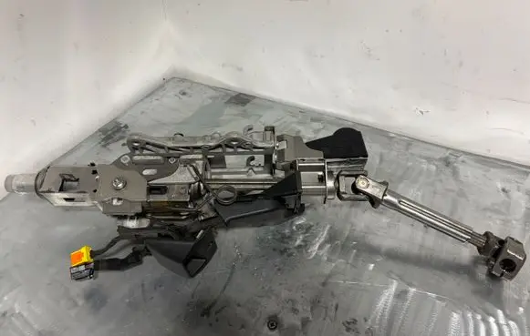 Volkswagen PASSAT B6 Steering wheel lock 33570102