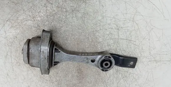 Volkswagen Golf IV Engine mount bracket 1J0199851