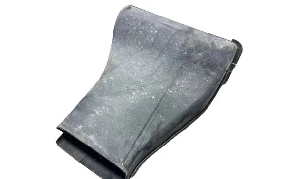 Volkswagen Multivan T4 Air intake duct part 701823495 701823405