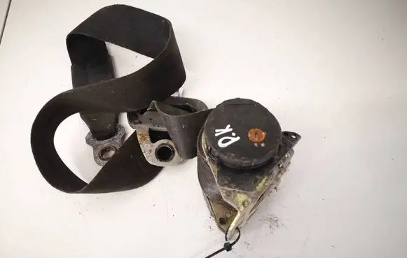 Volkswagen PASSAT B3 Front seatbelt 357857705