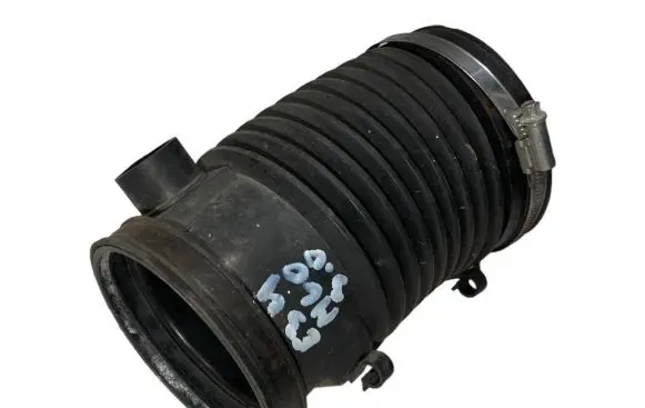 BMW 5 E34 Air intake hose/pipe 1702003 13711702003
