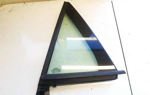 Cupra Born Rear vent window glass 10a845213f dot618m351as2