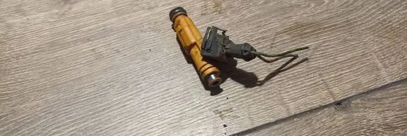 Volvo C70 Fuel injector 0280155746 9454555