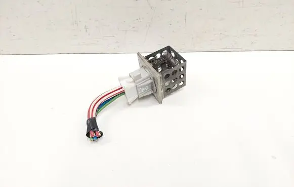 Opel Zafira B Heater blower motor/fan resistor C6546
