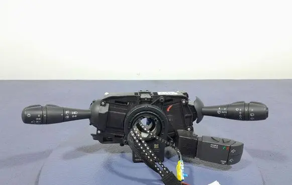 Renault Captur Other switches/knobs/shifts 255675887R