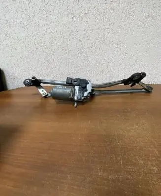 BMW X5 E70 Front wiper linkage and motor 180057 40515512V