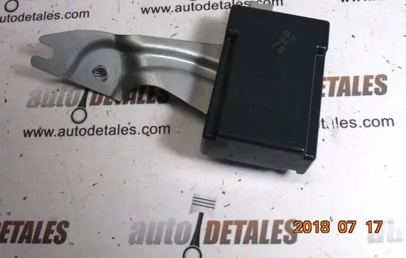 Lexus IS 220D-250-350 Door control unit/module 8974053060