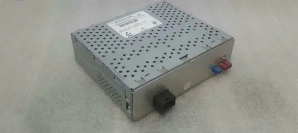 Mercedes-Benz C W205 HiFi Audio sound control unit A2229001408