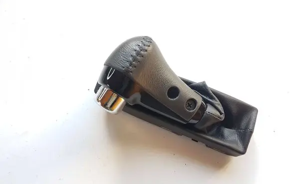 Honda HR-V Gear lever shifter trim leather/knob 