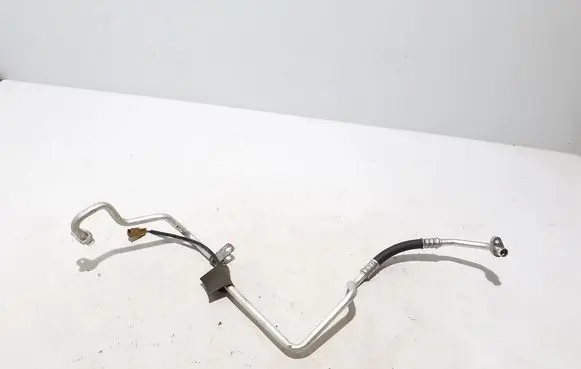 Renault Megane E-Tech Air conditioning (A/C) pipe/hose 924425MZ4A