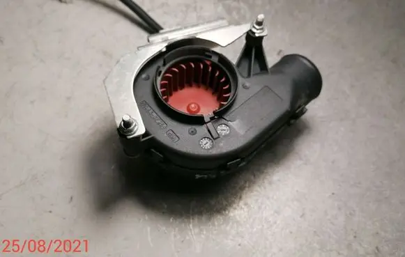 Mercedes-Benz S W221 Engine control unit/module fan RV401812L