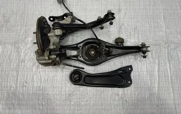 KIA Niro Rear wheel hub spindle/knuckle