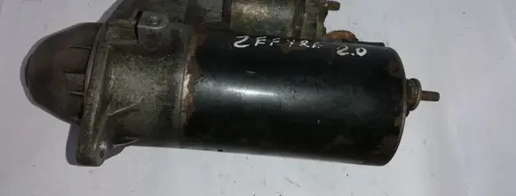 Opel Zafira A Starter motor 1005831230