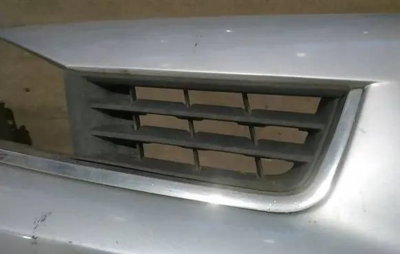 Renault Laguna II Front grill 