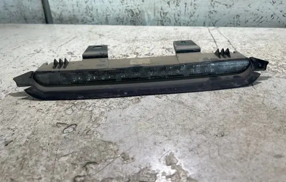 Volvo V50 Third/center stoplight 8620290 28060002