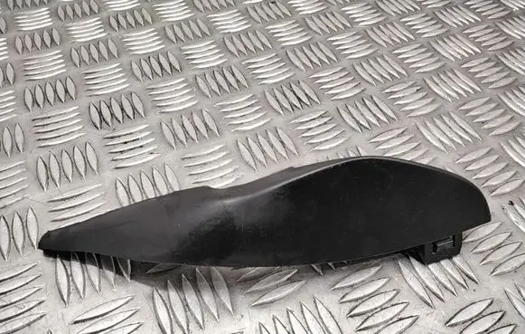 Volvo V70 Windshield trim 31218594 31218596