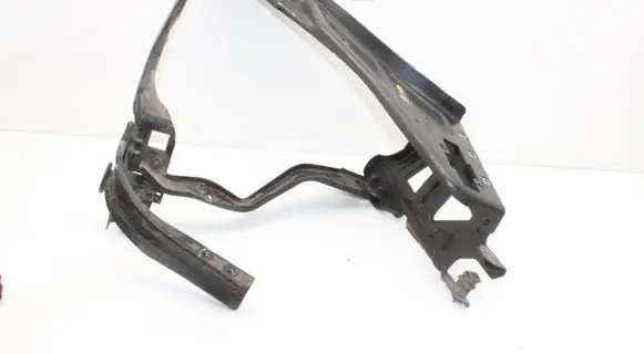 Mercedes-Benz E A207 Headlight/headlamp mounting bracket A2076200119