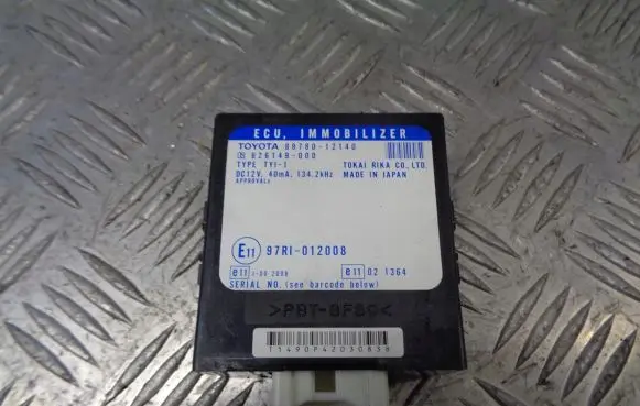 Toyota Corolla E120 E130 Immobilizer control unit/module 89780-12140
