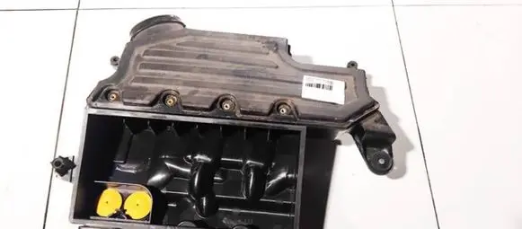 Jeep Renegade Air filter box 1426441s01 d851