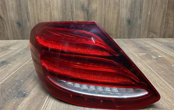 Mercedes-Benz E W213 Rear/tail lights A2139067700