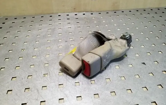 Subaru Legacy Rear seatbelt buckle TKAB0ES109
