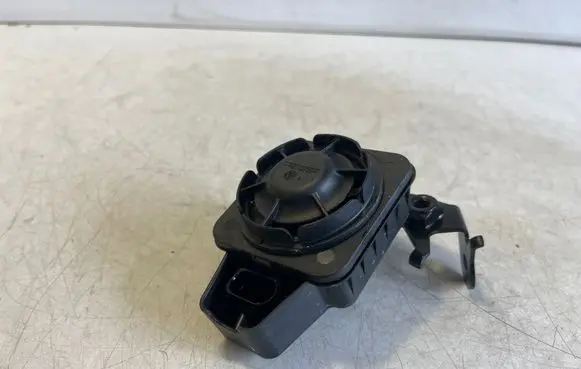 Porsche Taycan 9J1 Alarm system siren 5Q0951605A