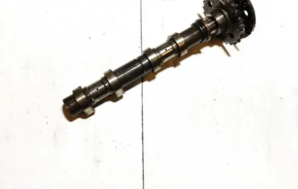 Subaru Legacy Camshaft 