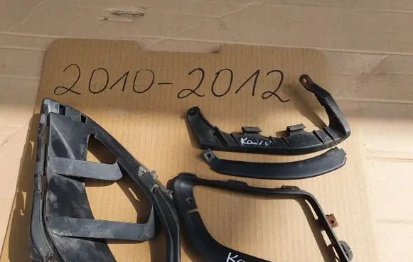 Honda CR-V Front bumper lower grill 71181SWYGO 71151SWYGO