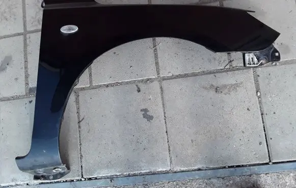 Mazda 3 I Fender