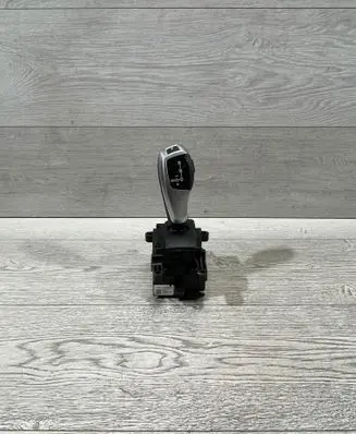BMW 5 F10 F11 Gear shifter/selector 9296905 1010002200 90358161002531