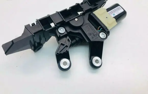 Audi A5 8T 8F Seat belt adjustment motor 8F0857760