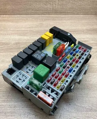 Opel Astra G Fuse box set 24412497 24431677