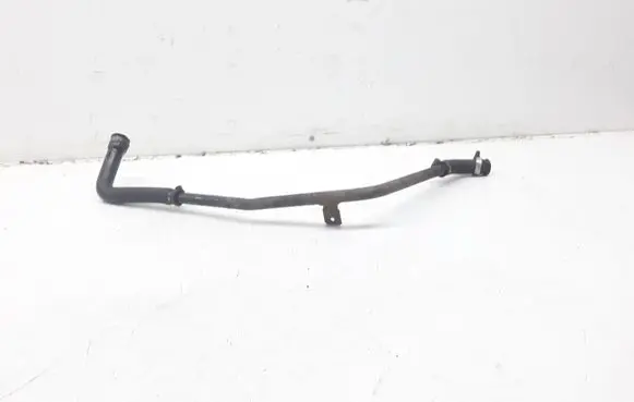 Mercedes-Benz 200 300 W123 Engine coolant pipe/hose