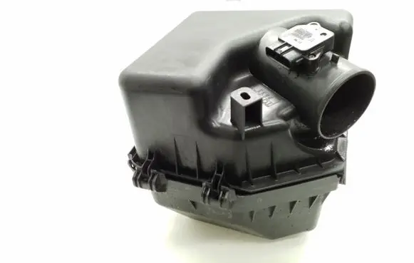 Toyota RAV 4 (XA30) Air filter box 2220430010 1974002110