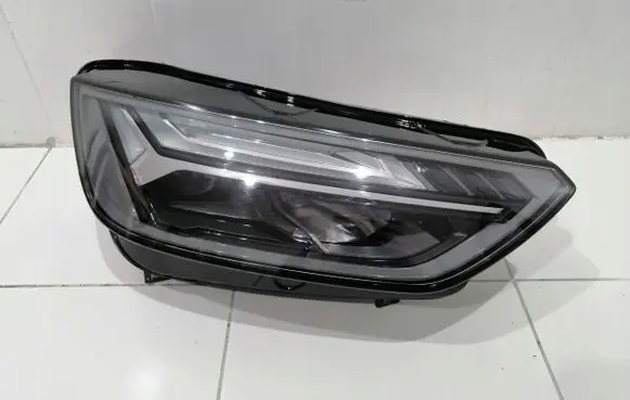 Audi Q5 SQ5 Headlight/headlamp