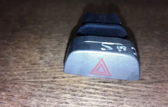Ford Focus Hazard light switch 8M5T13A350AB 8M5T13A350 13A350AB